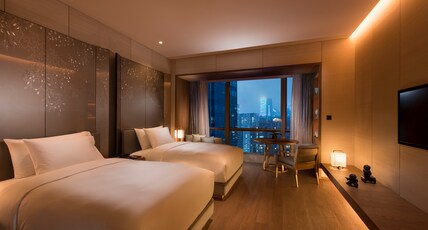 Conrad Guangzhou Room Type - TWIN EXECUTIVE ROOM