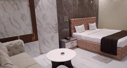 Green Mapple Room Type - Suite Room