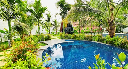 Vanasiri Resort by Travent Mug. Room Type - Villa Maya