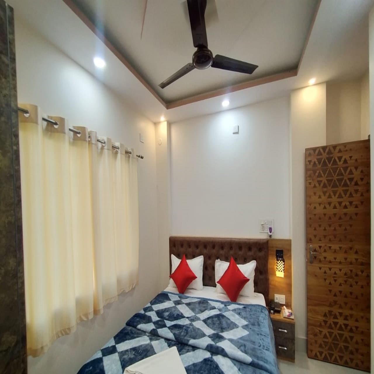 Hotel Kalyani - Tap to explore photos