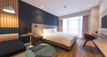 Holiday Inn Express Liyang Huafu Room Type - 1 King Standard Extra Floor Space