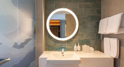 voco Queenstown by IHG Room Type - Standard Room with Free Breakfast