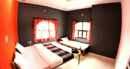 The Hostel Crown Room Type - Standard Double Room Non-AC