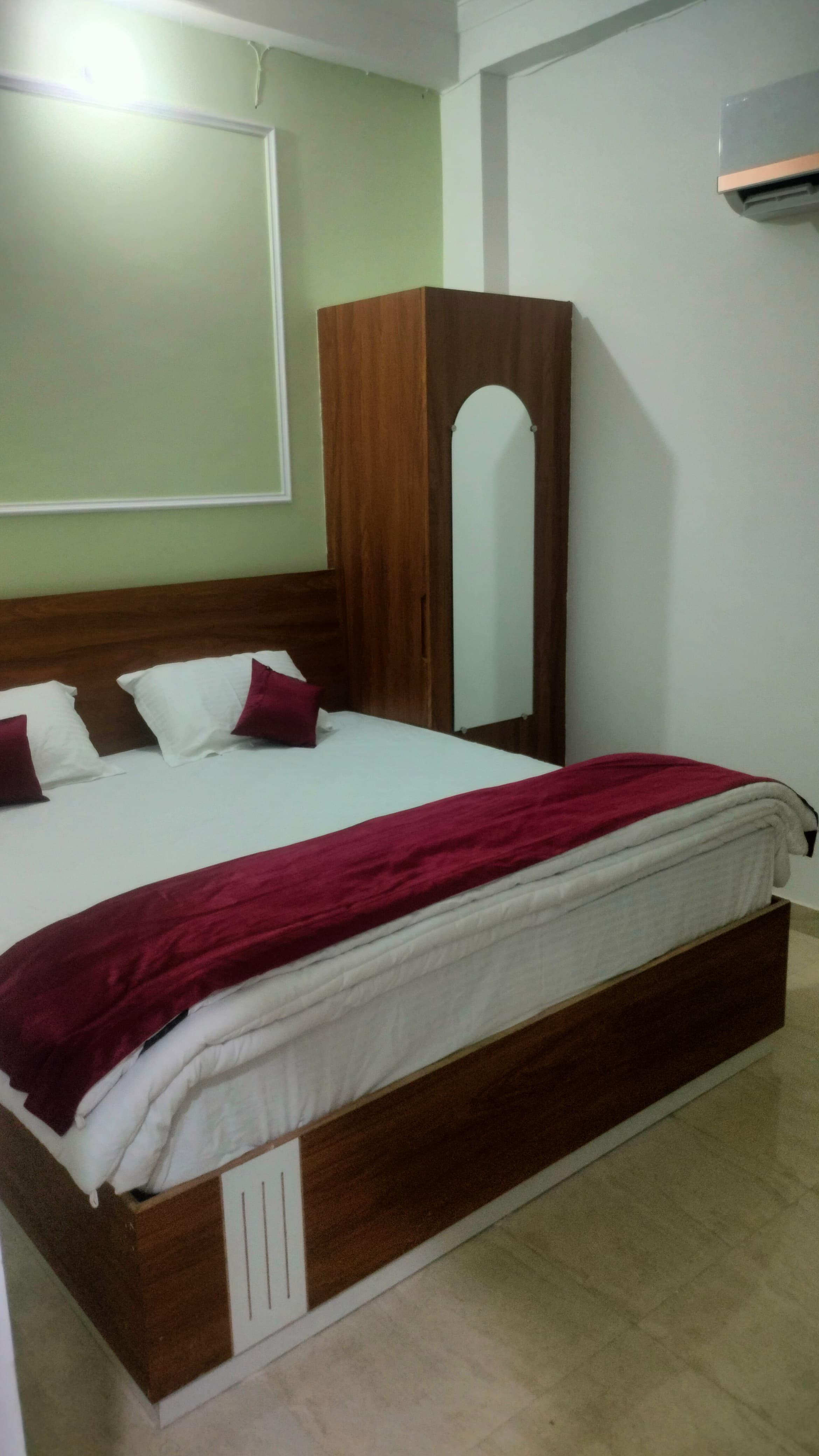 Viram Homestay - Tap to explore photos