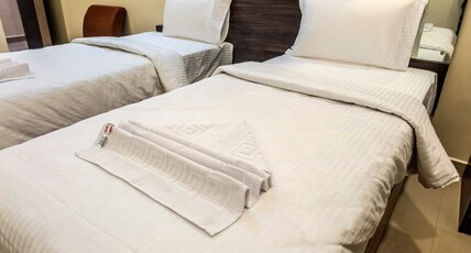 HOTEL MS CHOLA Room Type - Executive Twin Room