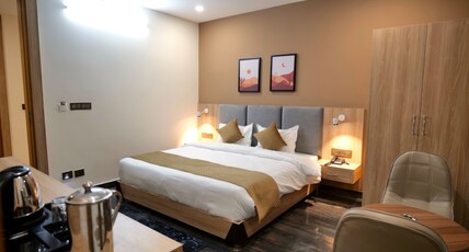 HOTEL SPARROW Room Type - Deluxe Room