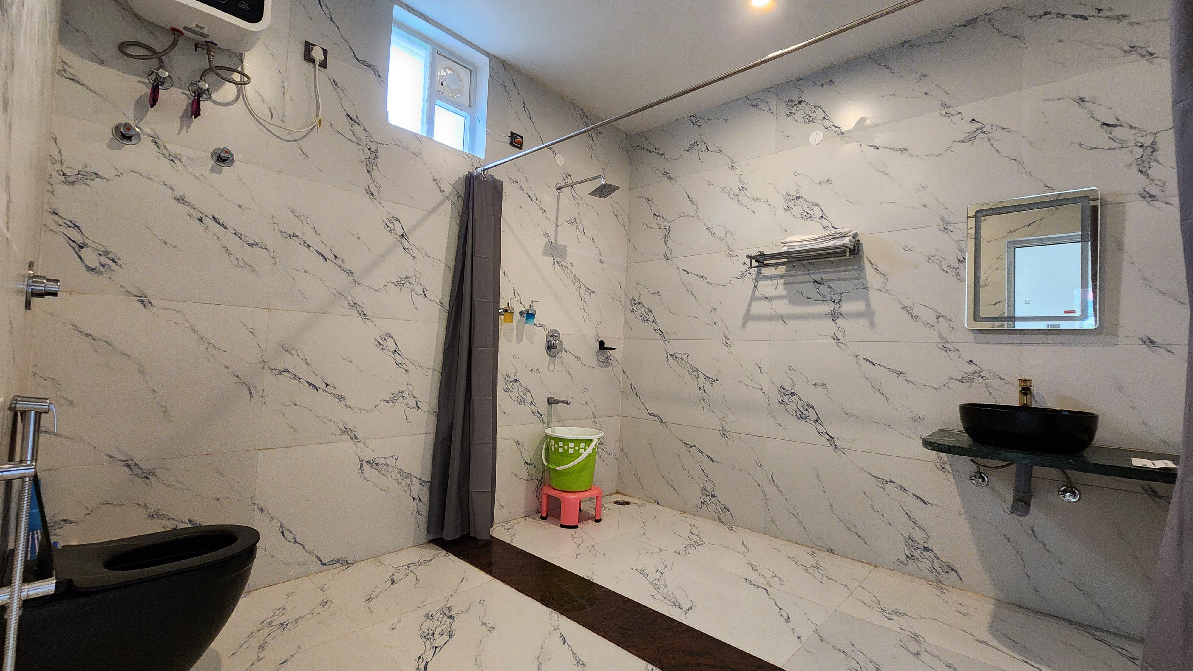 ORION BLU 3BHK - Tap to explore photos