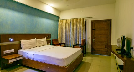 Hotel Periyaar Room Type - Deluxe AC