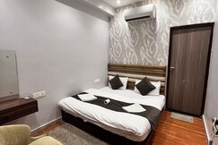 Rahgir Tales Hostel