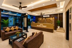 Hotel Silver Street 2 Mins Walk From New Delhi Railway station