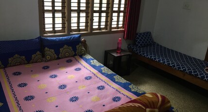 Blue Bell Homestay | Rooms & Caretaker Room Type - Deluxe room in first floor