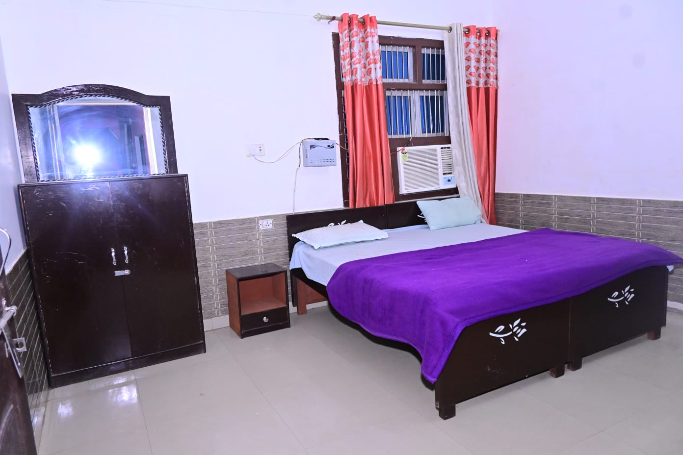 Tripathi's Rampath Inn Near Ram Mandir - Tap to explore photos