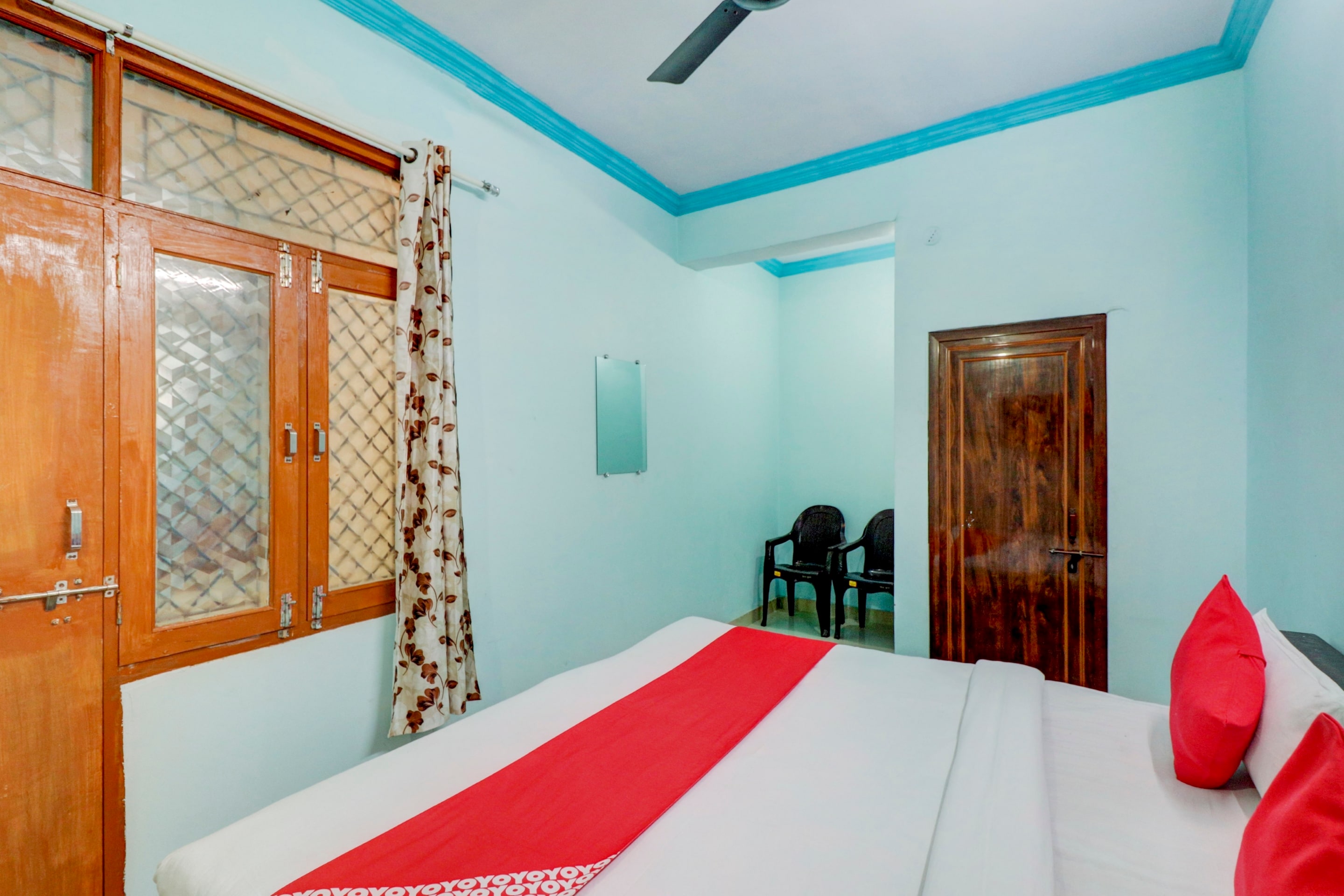 Hotel O Shiv Kripa - Tap to explore photos