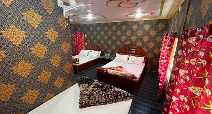 Gulzar Palace Room Type - Deluxe Six Bedroom