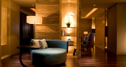 Hilton Beijing Wangfujing Room Type - KING PREMIER SUITE