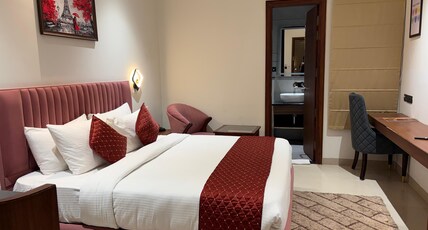 Hotel Kemberly Room Type - Deluxe Room