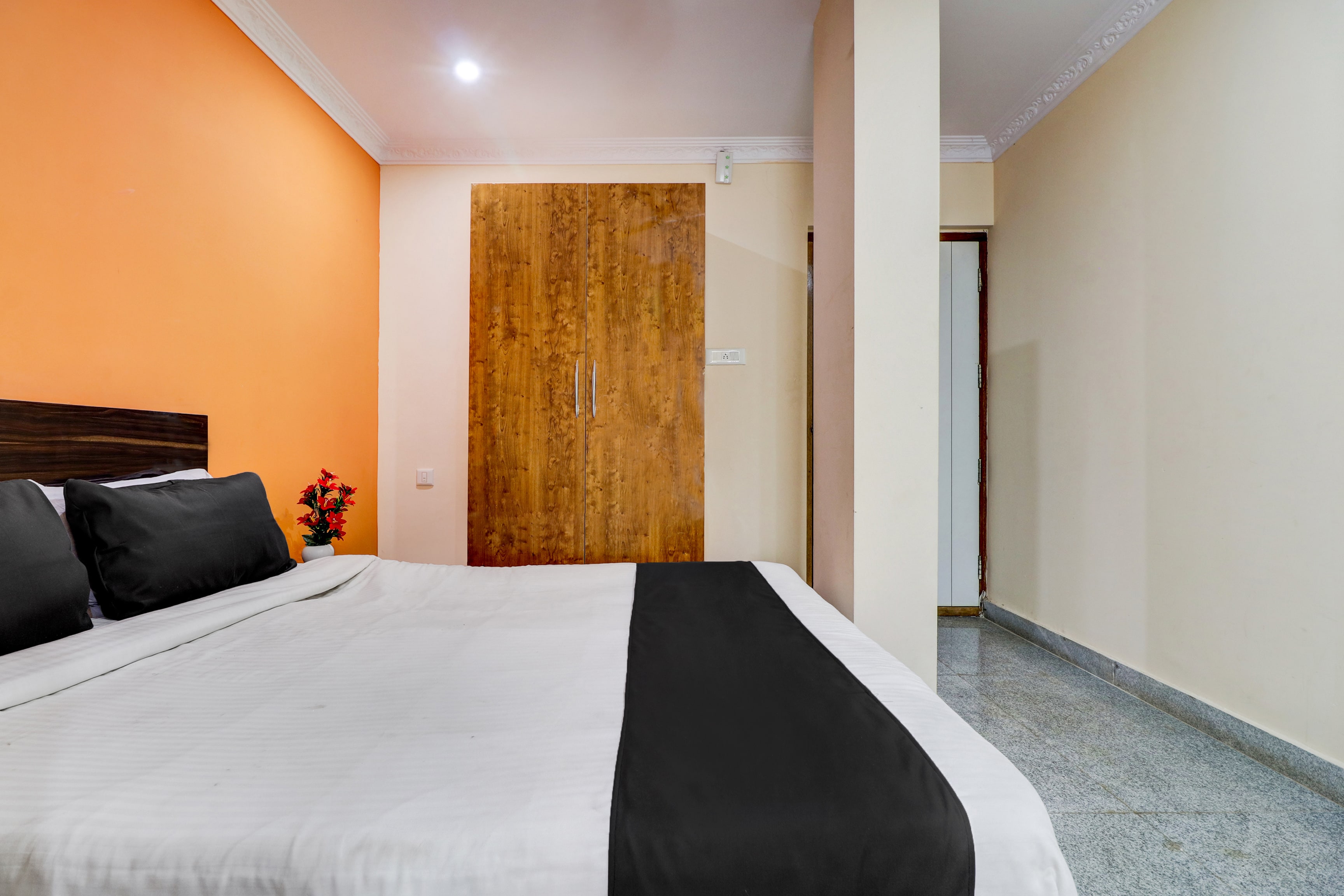 Hotel O Mathrushree Comforts - Tap to explore photos