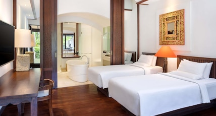 Novotel Bali Benoa Room Type - Tropical Terrace with 2 Single Beds located in the Beach Wing Novotel Bali Benoa Room Type - Tropical Terrace with 2 Single Beds located in the Beach Wing
