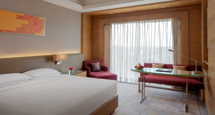 Hyatt Regency Chandigarh, Elante Mall Room Type - 1 King Bed with Bathtub & Club Access with Unlimited Complimentary IMFL beverages from 18:00 HRS to Hyatt Regency Chandigarh, Elante Mall Room Type - 1 King Bed with Bathtub & Club Access with Unlimited Complimentary IMFL beverages from 18:00 HRS to