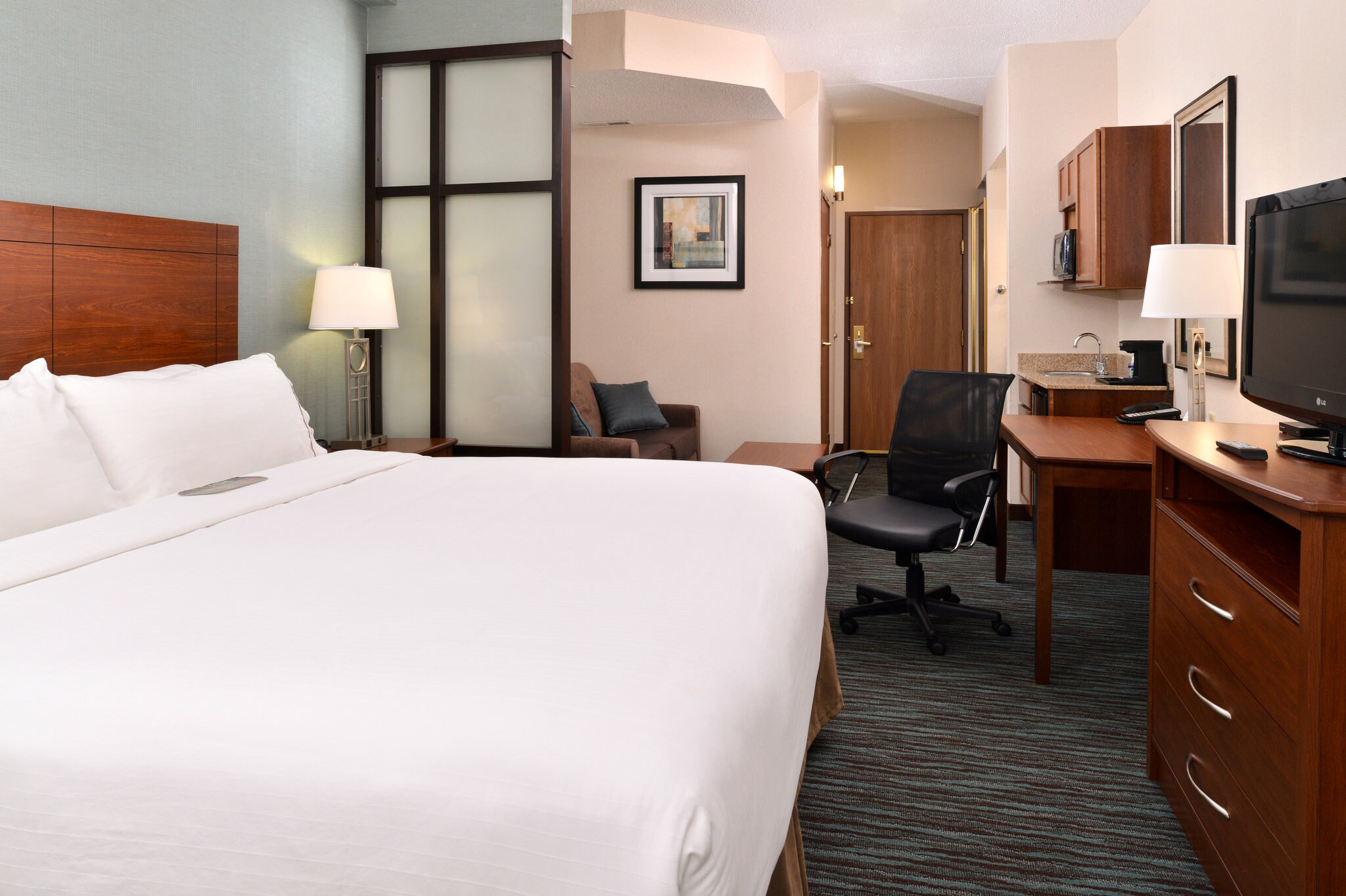 Holiday Inn Express & Suites St Marys - Tap to explore photos