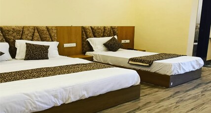 Hotel Fun Park Sanand Room Type - Four Bed AC Room