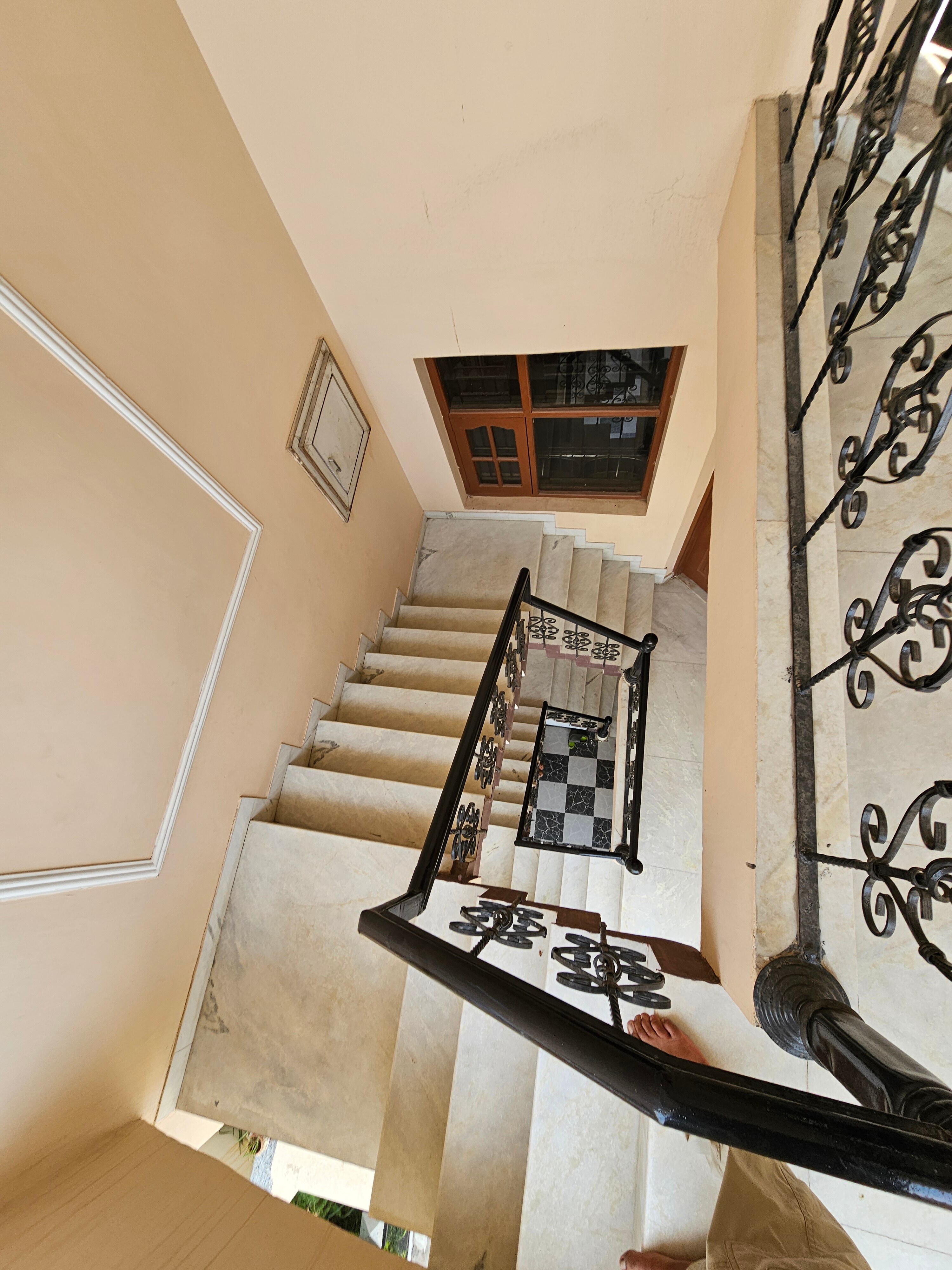 bedi's villa - Tap to explore photos