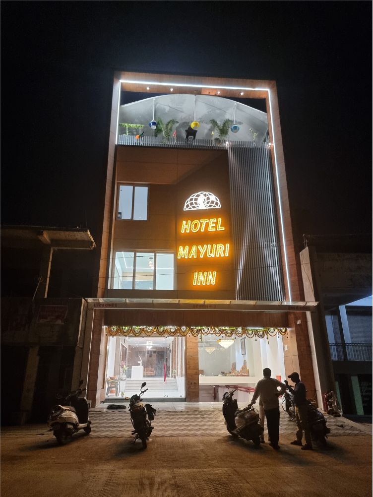 HOTEL MAYURI INN AND VEG RESTAURANT - Tap to explore photos