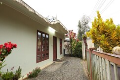 IRIS HOMESTAY MUNNAR