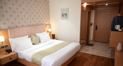 Hotel GS Plaza Room Type - SUPER DELUXE