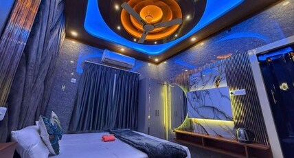 HOTEL AJ PLAZA Room Type - Super Deluxe