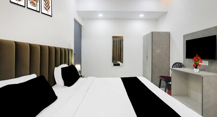 Super Collection O Quila Road Formerly JR Inn Room Type - Deluxe with Twin Bed