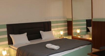 Hotel Shikhar Room Type - Super Deluxe Room