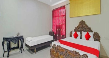 Maruti Residency Room Type - Deluxe AC Room