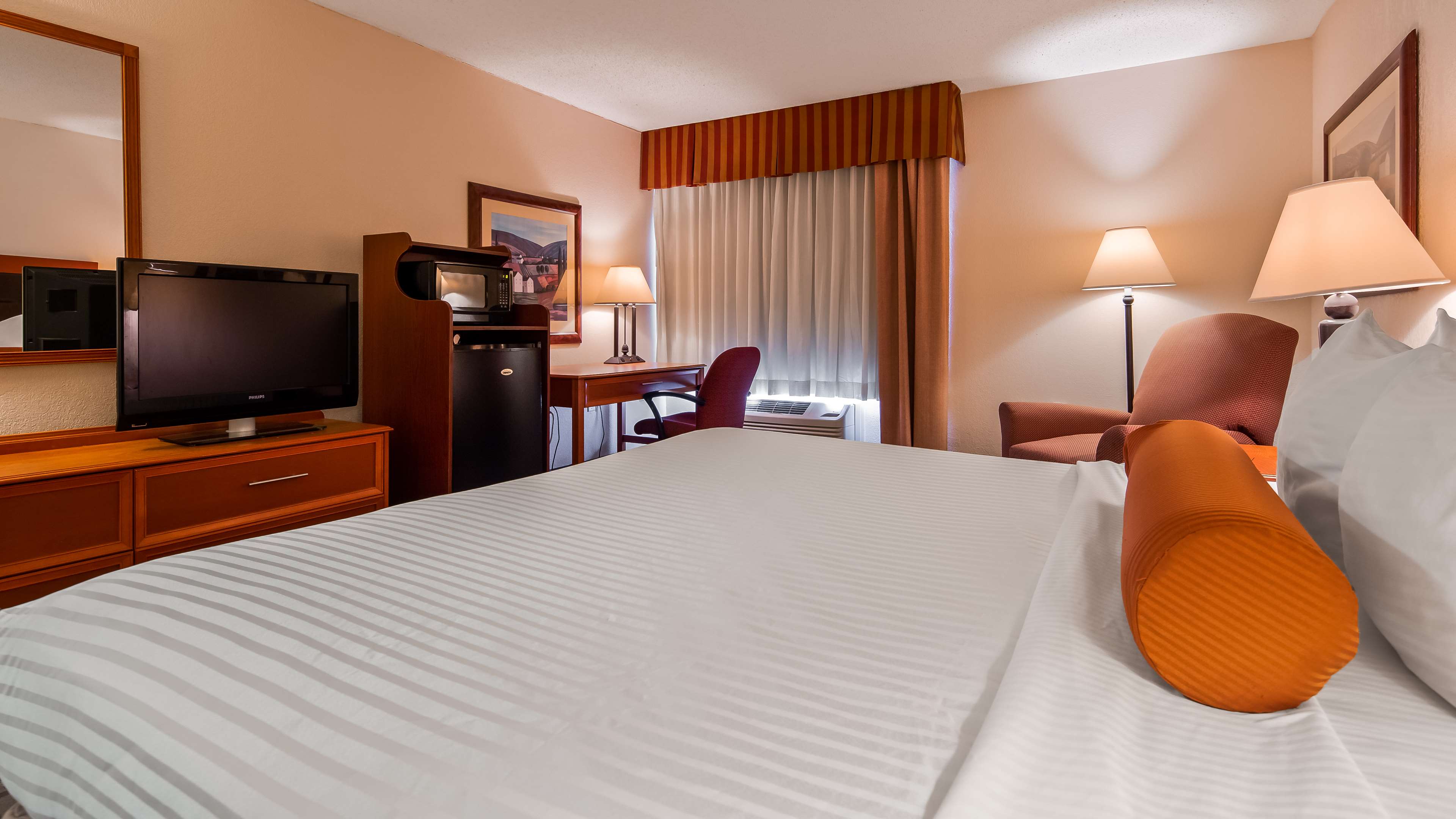 Best Western Marion Hotel - Tap to explore photos