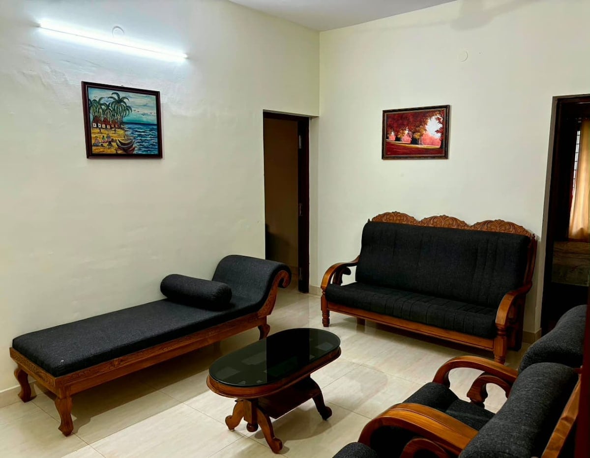 Tara Home Family Homestay - Tap to explore photos