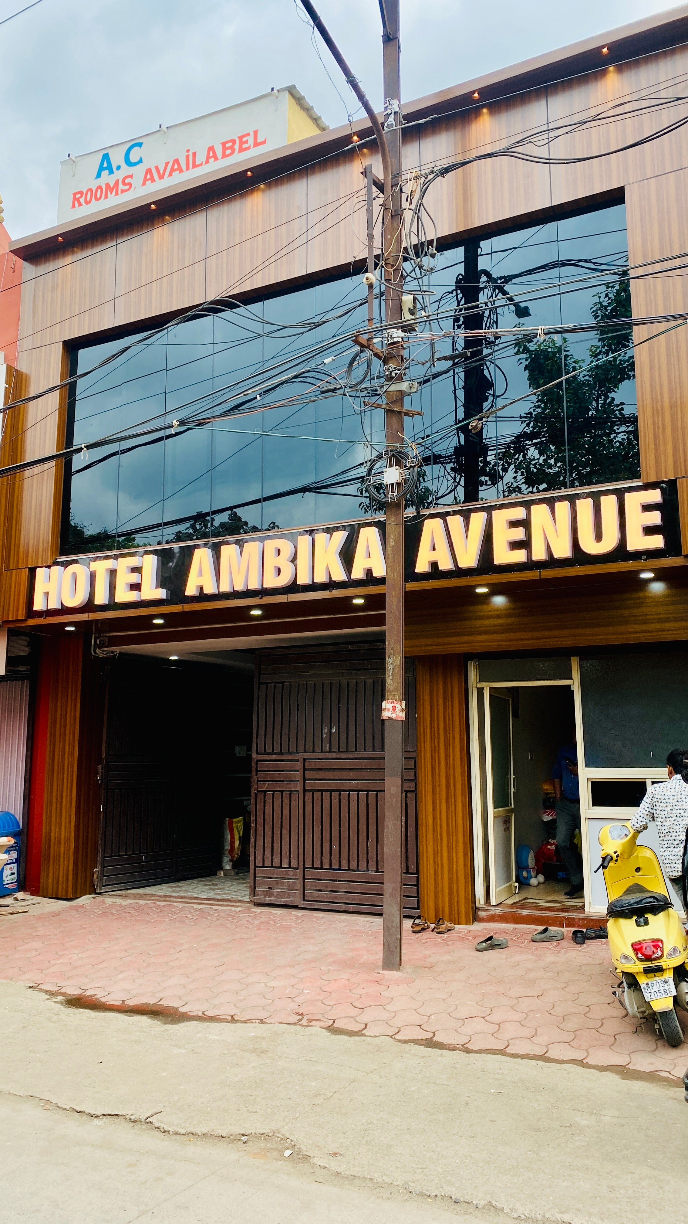 Hotel Ambika Avenue - Tap to explore photos