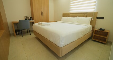 YVK GRAND INN Kukatpally Room Type - Suit Room