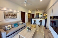 Fairway Sky | 18th Floor | Golf Course Balcony