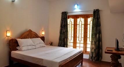 Camelia HomeStay Deluxe Rooms 4BHK Room Type - Camelia HomeStay Deluxe Rooms 4BHK