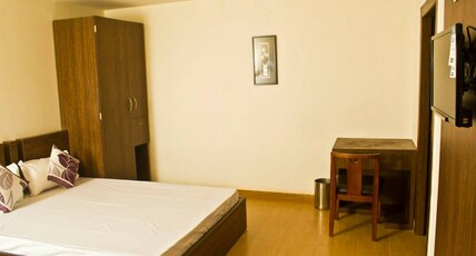 Hotel Vrindavan Palace Room Type - Studio Room