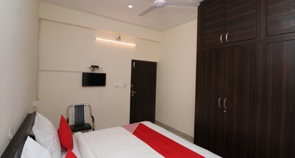 Hotel O by OYO Aviraj Inn Room Type - Classic