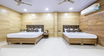 Hotel Bill palace @ Karol Bagh Room Type - Four Bedded - Family Room With Smart TV