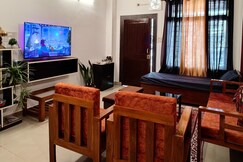 Raga Homestay 3.0 Purple Retreat- 2BHK Apartment