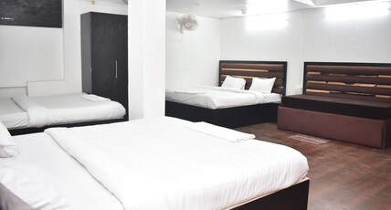 Shiva Residency | Bed & Breakfast Room Type - family suite