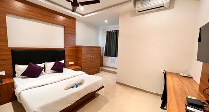Mangalore Inn Room Type - DELUXE NON AC Mangalore Inn Room Type - DELUXE NON AC