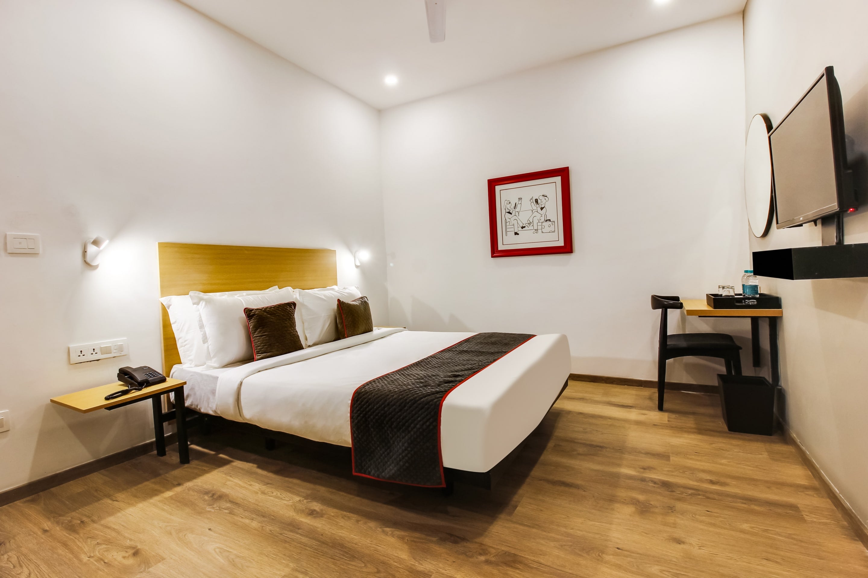Townhouse Meridian Regency - Tap to explore photos