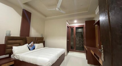HOTEL AMBA AMBIENCE Room Type - GOLD