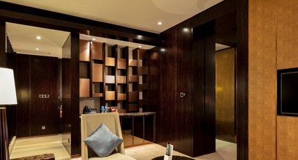 Hilton Shenzhen Futian Room Type - KING ONE BEDROOM SUITE