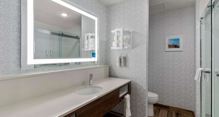 Hampton Inn Colorado Springs Northeast Room Type - 1 KNG HEARING ACC