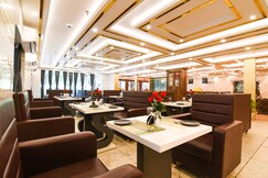 Super Townhouse Oak Sayhallo Sincity